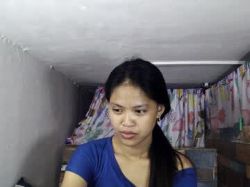 Xgurlxlaloox Chaturbate stream image from March 27, 2026
