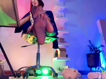 Addictsqueen Chaturbate stream image from March 27, 2026