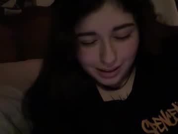Doll_Lovely Chaturbate stream image from March 27, 2026