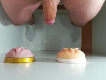 Pude90 Chaturbate stream image from March 27, 2026