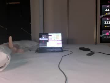 Ravensilk_ Chaturbate stream image from March 27, 2026