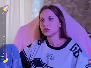 Small_Emma0 Chaturbate stream image from March 27, 2026