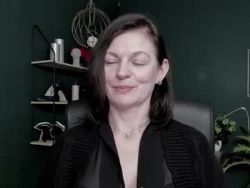 Vivian_Dream Chaturbate stream image from March 27, 2026