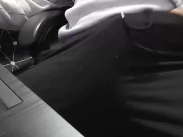 Alejandrolna Chaturbate stream image from March 27, 2026