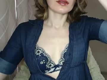Sophiemisss Chaturbate stream image from March 27, 2026