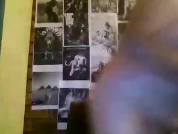 Robert69huge Chaturbate stream image from March 27, 2026
