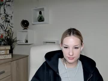 Angela21babe Chaturbate stream image from March 27, 2026