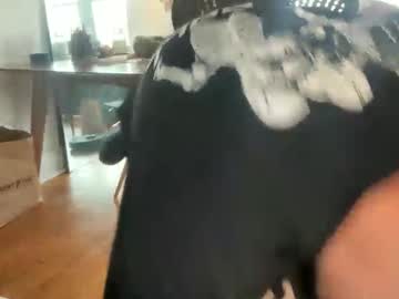 Bigwhitecockcooo Chaturbate stream image from March 27, 2026