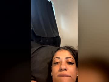 Crybabytrouble Chaturbate stream image from March 27, 2026
