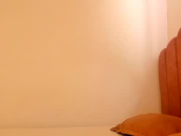 Laura_Soe Chaturbate stream image from March 27, 2026