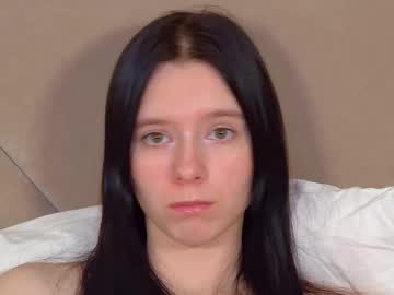 Arinakubrick Chaturbate stream image from March 27, 2026