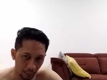 Tweewoons Chaturbate stream image from March 27, 2026