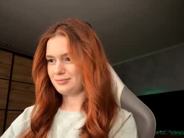 Lucretiareisen Chaturbate stream image from March 27, 2026
