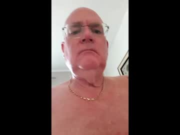 Philwatuk Chaturbate stream image from March 27, 2026