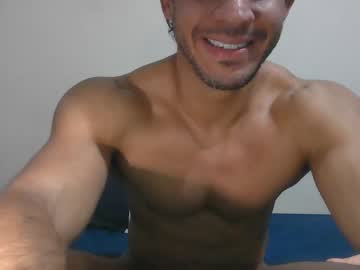 Latino_Rodri Chaturbate stream image from March 27, 2026