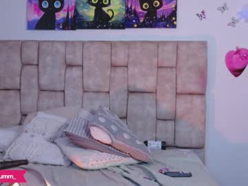 Miablumm_ Chaturbate stream image from March 27, 2026