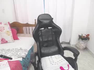 Saray1221 Chaturbate stream image from March 27, 2026