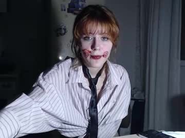 Adriennelunar Chaturbate stream image from March 27, 2026