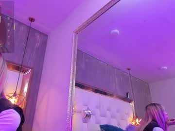 Foxxy_Dolce Chaturbate stream image from March 27, 2026