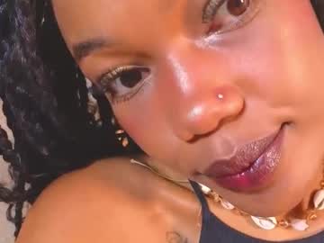 Crystalbrooke3x Chaturbate stream image from March 27, 2026