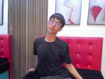 Eyden_Connor Chaturbate stream image from March 27, 2026