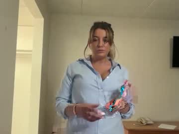 Theoneandonlyava Chaturbate stream image from March 27, 2026