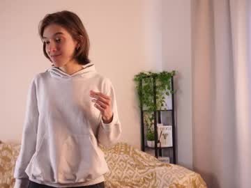 Cinthiakrehbiel Chaturbate stream image from March 28, 2026