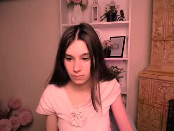 Rosalais_ Chaturbate stream image from March 28, 2026