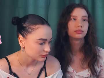 Suziegoglia Chaturbate stream image from March 28, 2026