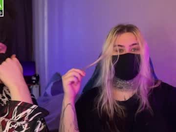 Unaxyling Chaturbate stream image from March 28, 2026