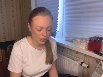 Honeyleveston Chaturbate stream image from March 28, 2026