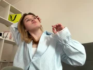 Sharriheibult Chaturbate stream image from March 28, 2026