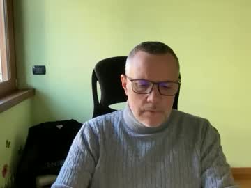 Niceshy_71 Chaturbate stream image from March 28, 2026