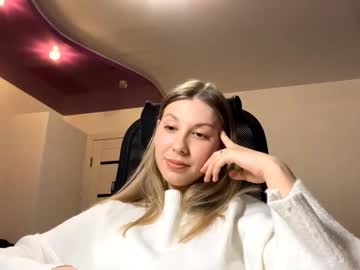 Cassondrahodo Chaturbate stream image from March 28, 2026