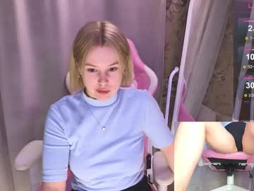 Melissaavis Chaturbate stream image from March 28, 2026