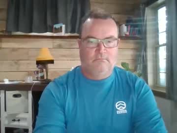 Chadmichaell Chaturbate stream image from March 28, 2026