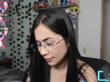 Asenaesmee Chaturbate stream image from March 28, 2026