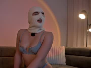 Yourelysia06 Chaturbate stream image from March 28, 2026