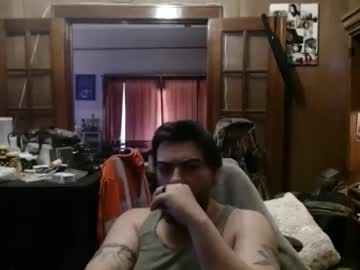 Ianstone2023 Chaturbate stream image from March 28, 2026