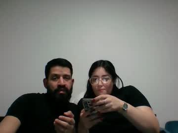 Couplebigti Chaturbate stream image from March 29, 2026