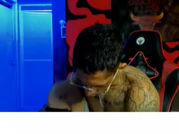 Andres_White Chaturbate stream image from March 29, 2026