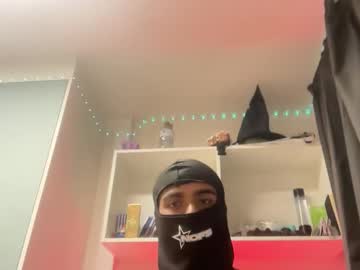 Qosmo123 Chaturbate stream image from March 29, 2026