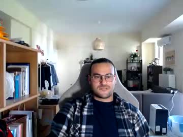 Hervo Chaturbate stream image from March 29, 2026