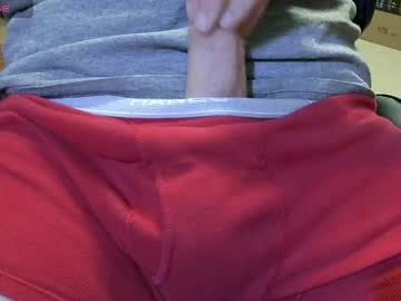 Greened1575 Chaturbate stream image from March 29, 2026