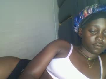 Hornybella84 Chaturbate stream image from March 29, 2026