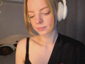 Cristinekondo Chaturbate stream image from March 29, 2026