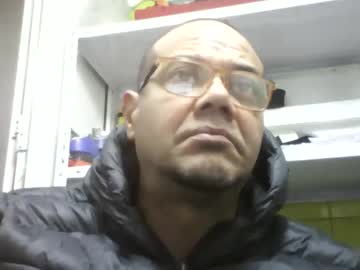 Heistt Chaturbate stream image from March 29, 2026