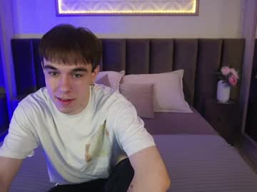 Davebevy Chaturbate stream image from March 30, 2026