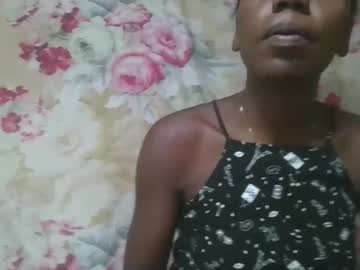 Angeeliine Chaturbate stream image from March 30, 2026