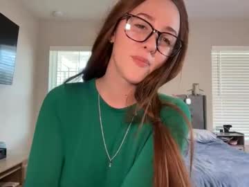 Nextdoorlaur Chaturbate stream image from March 30, 2026